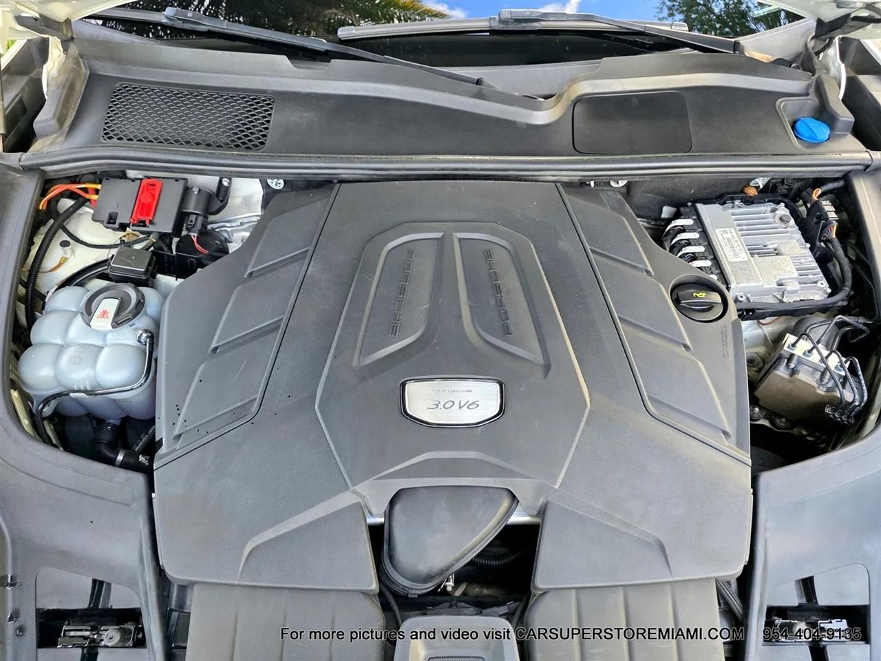 Porsche Cayenne  2019