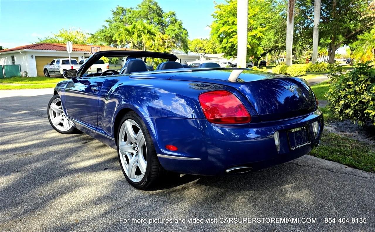 Bentley Continental GTC  2008
