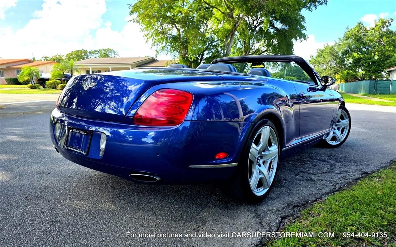 Bentley Continental GTC  2008