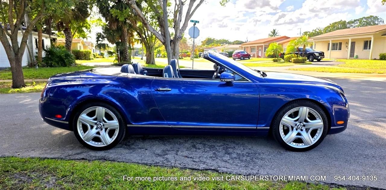 Bentley Continental GTC  2008