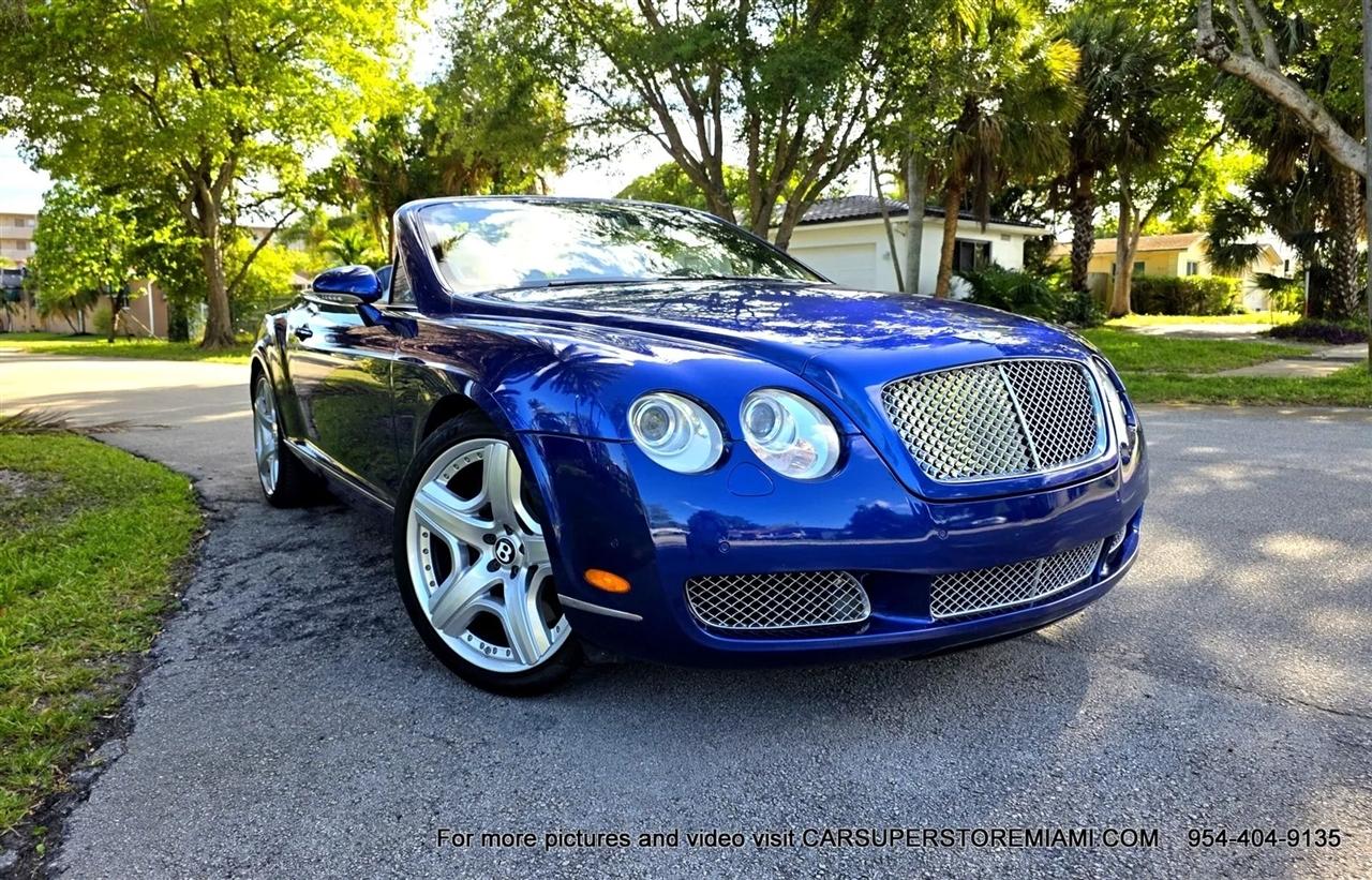 Bentley Continental GTC  2008