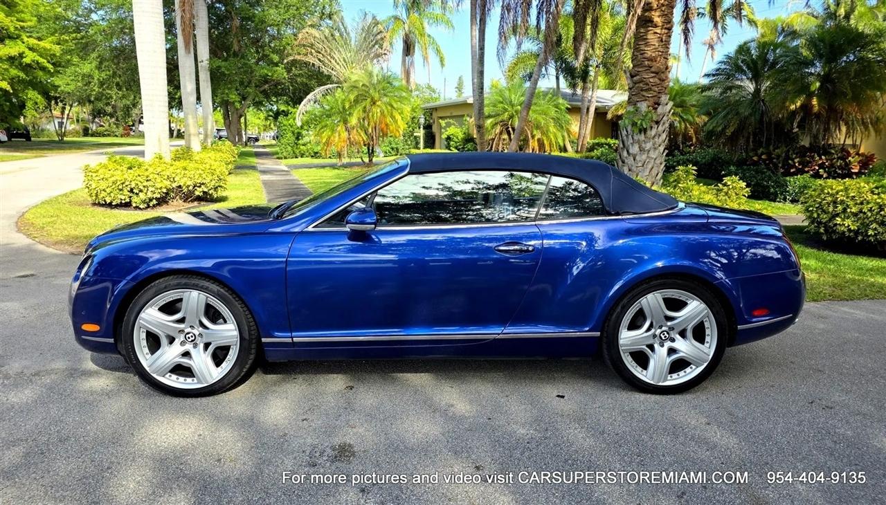 Bentley Continental GTC  2008