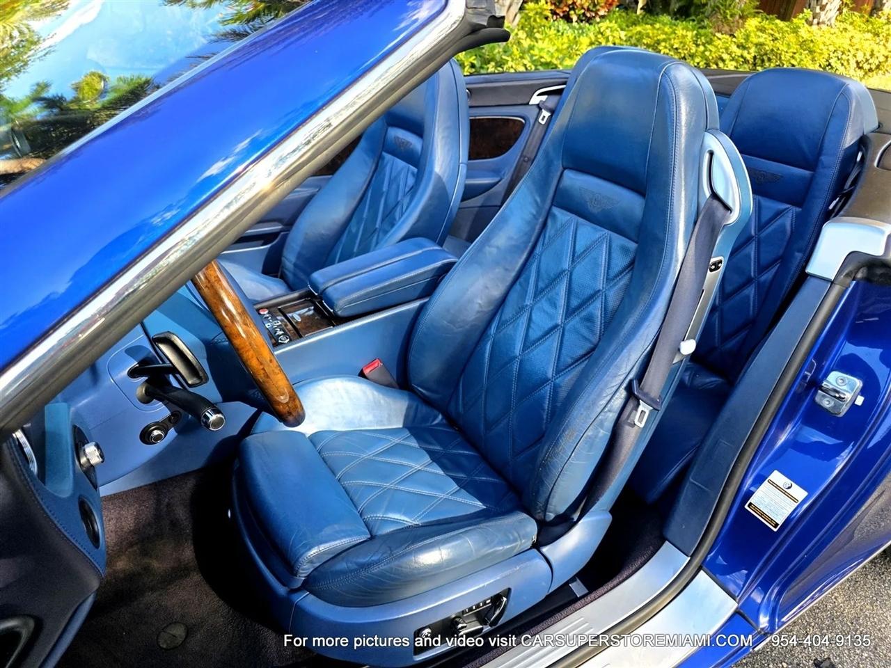 Bentley Continental GTC  2008