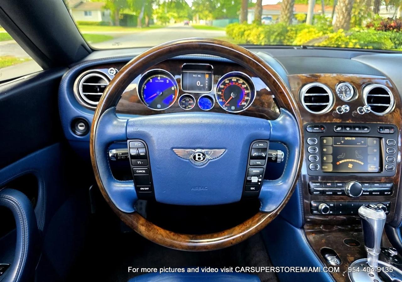 Bentley Continental GTC  2008