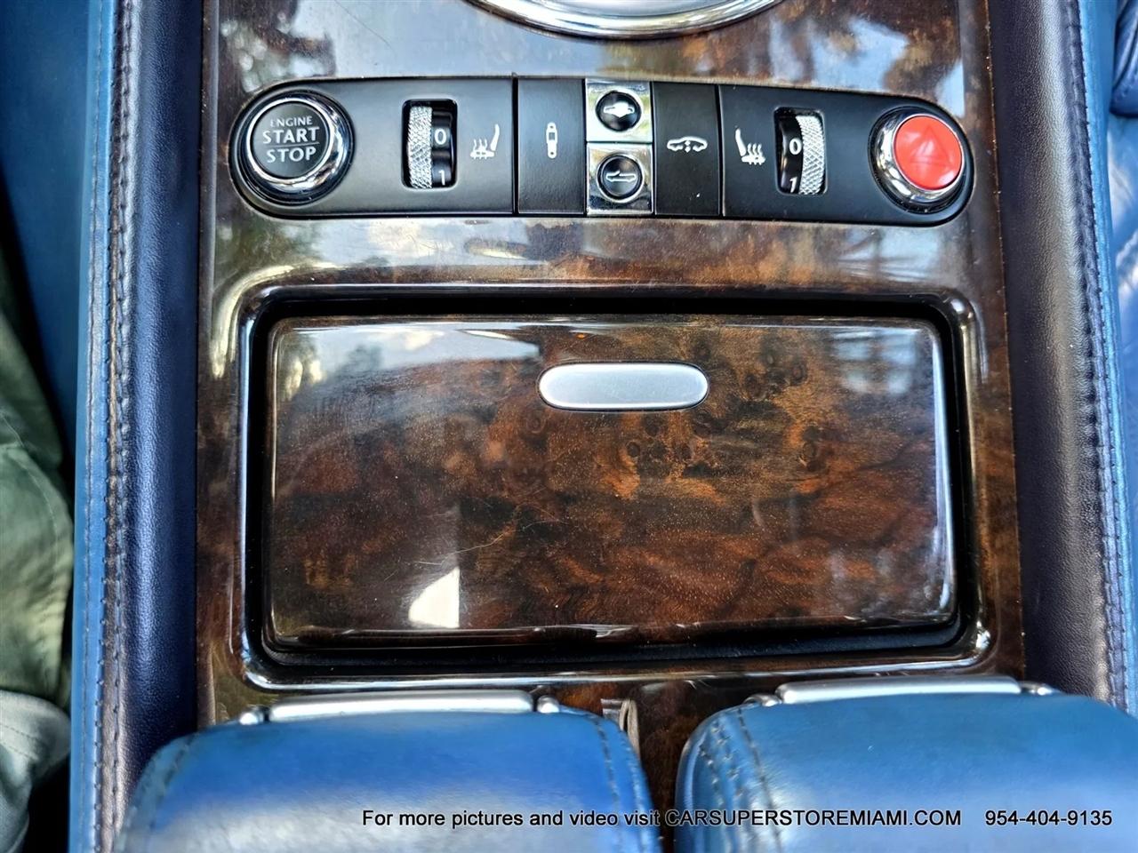 Bentley Continental GTC  2008