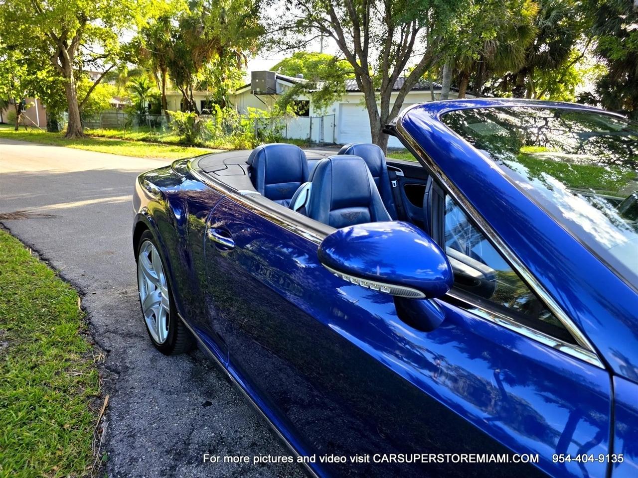 Bentley Continental GTC  2008