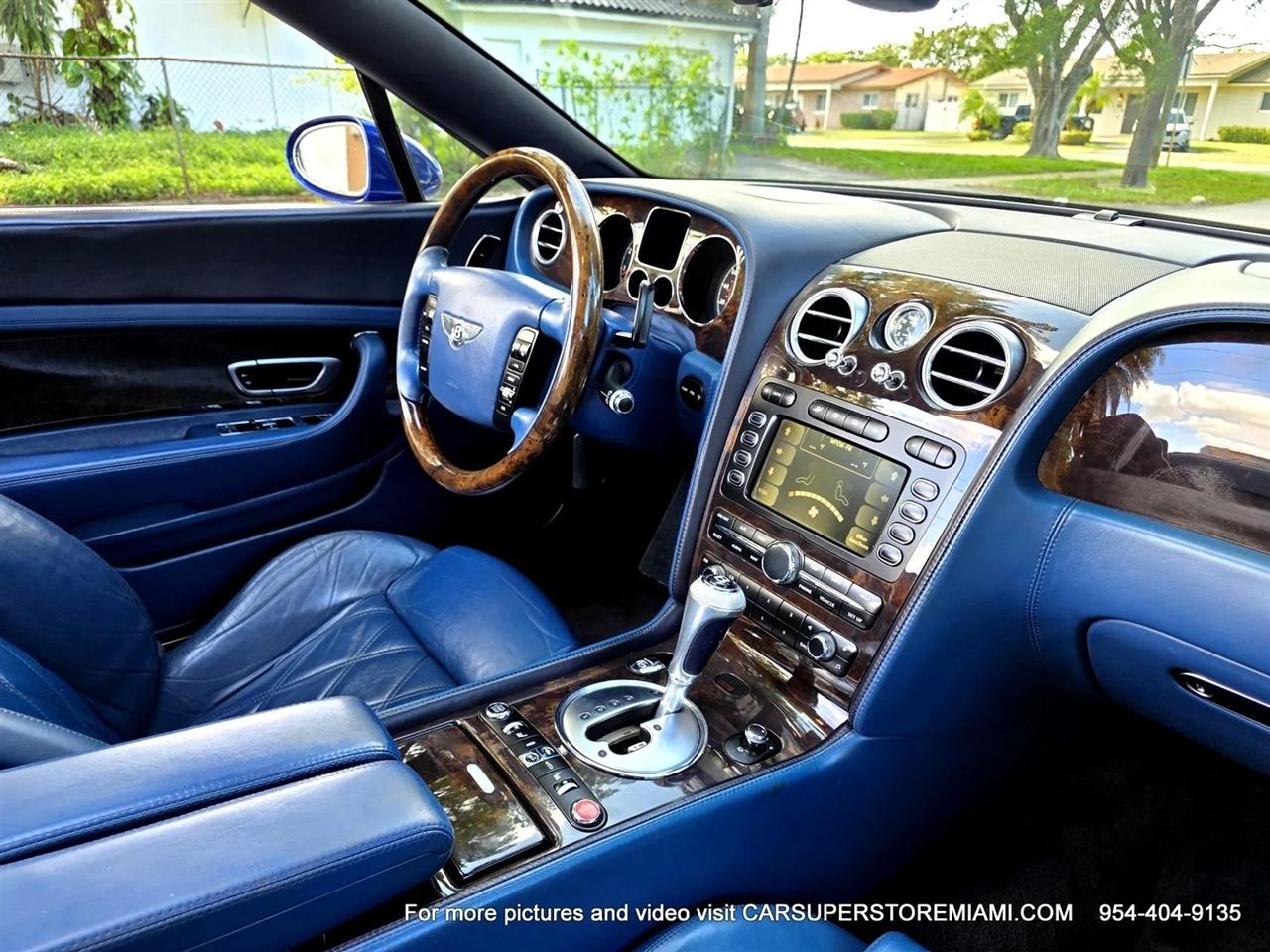 Bentley Continental GTC  2008