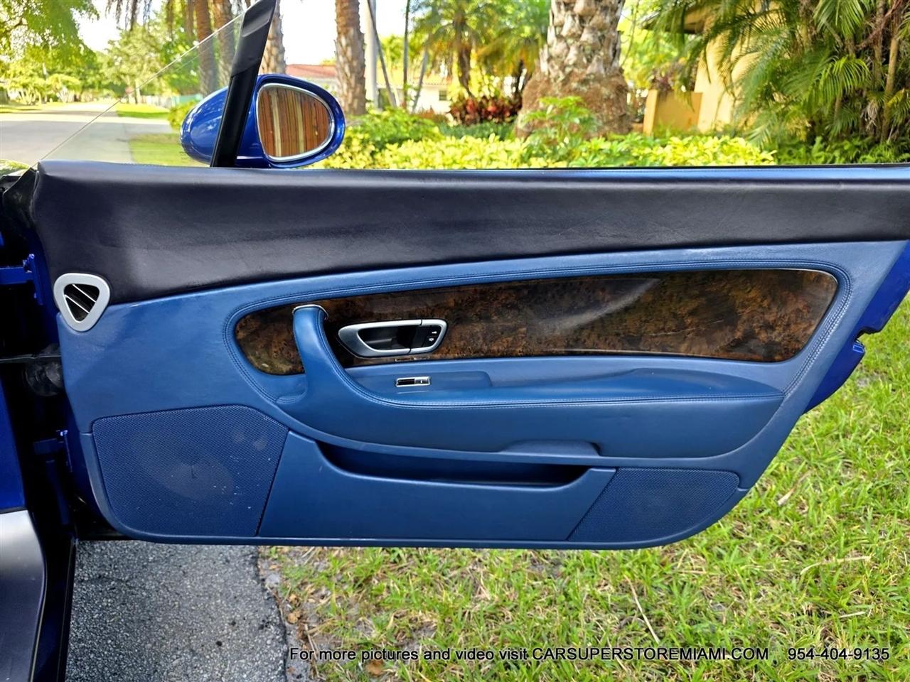 Bentley Continental GTC  2008