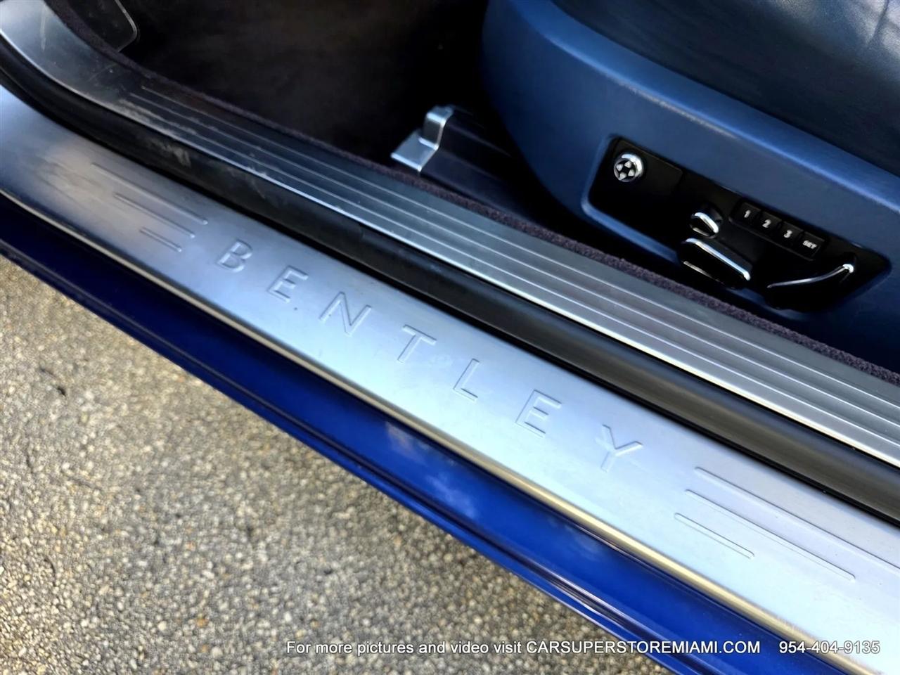 Bentley Continental GTC  2008