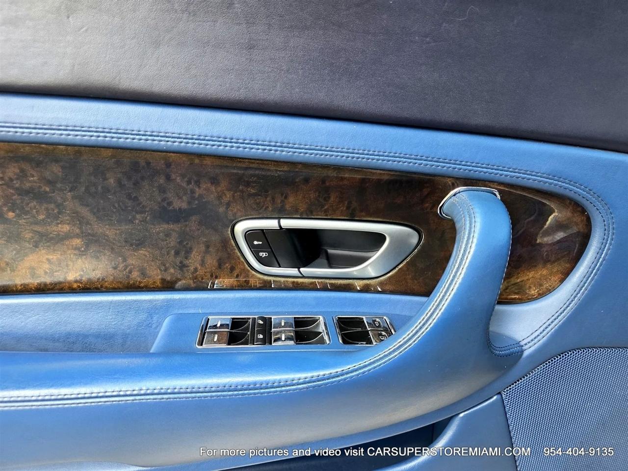 Bentley Continental GTC  2008