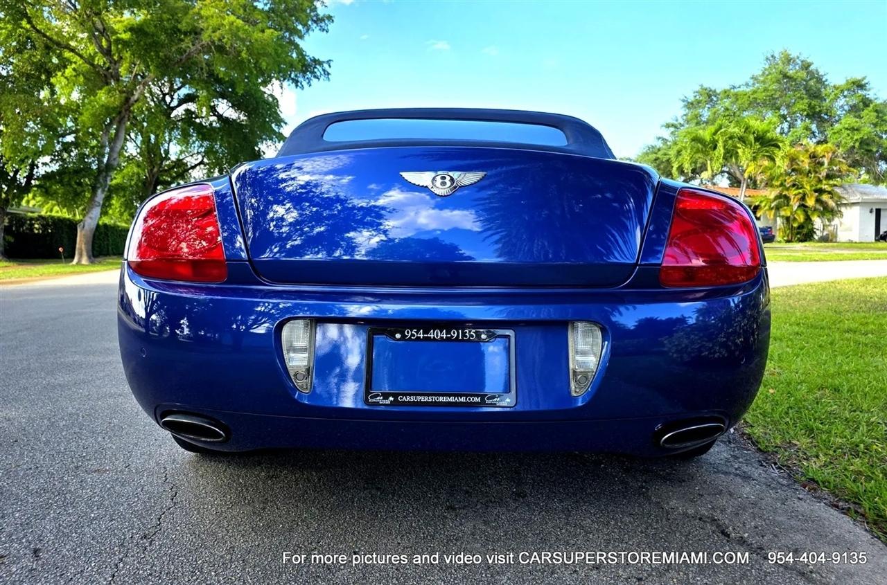 Bentley Continental GTC  2008