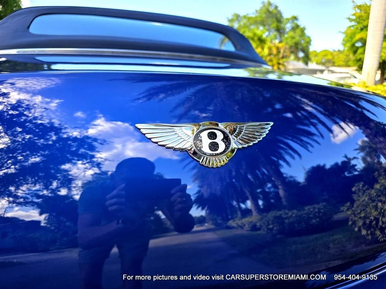 Bentley Continental GTC  2008