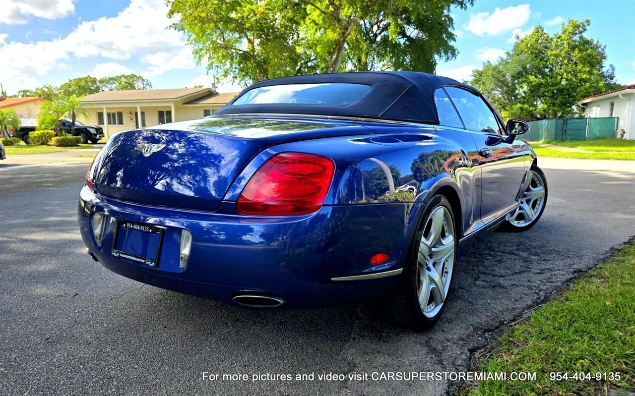 Bentley Continental GTC  2008