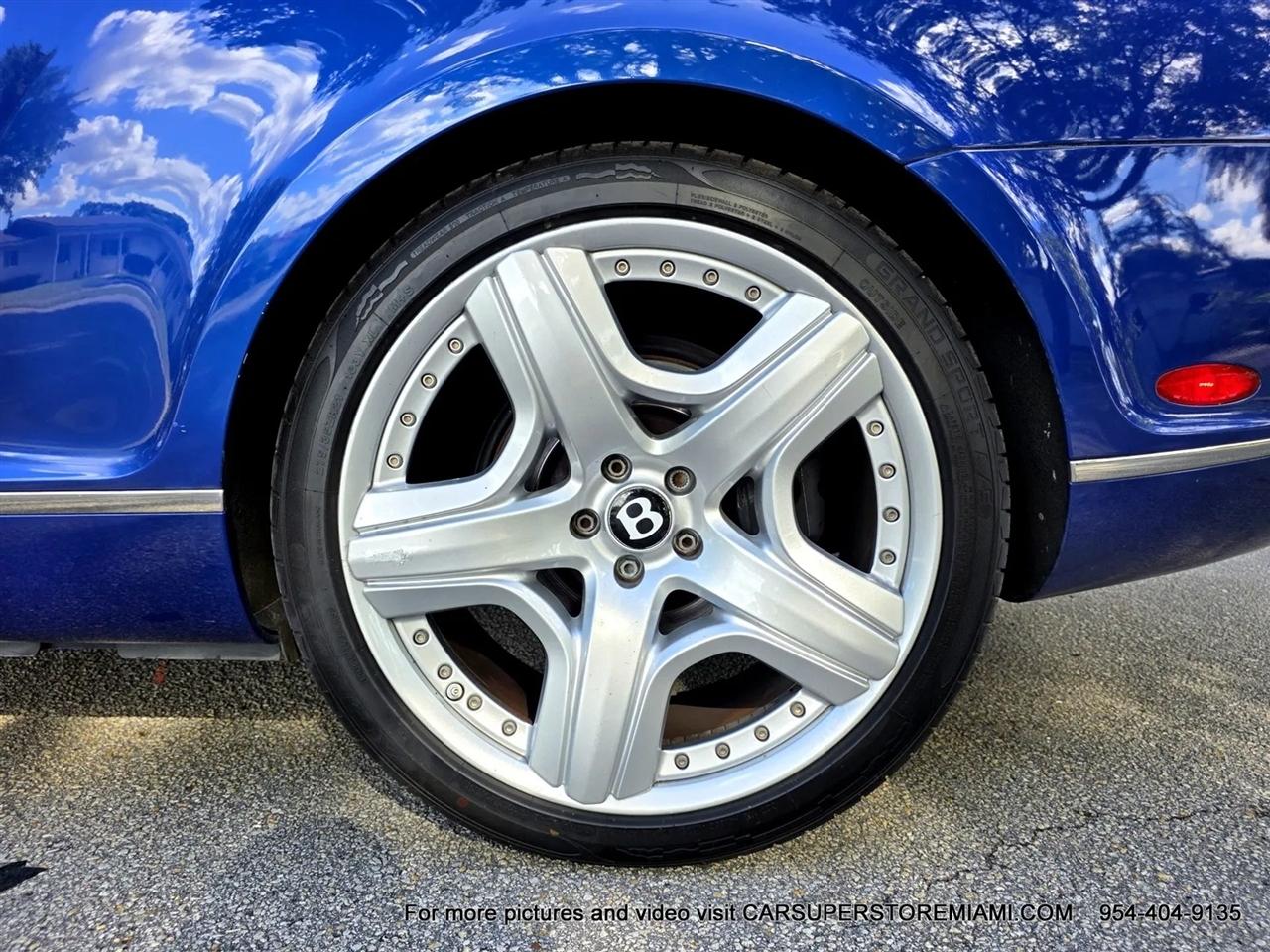 Bentley Continental GTC  2008