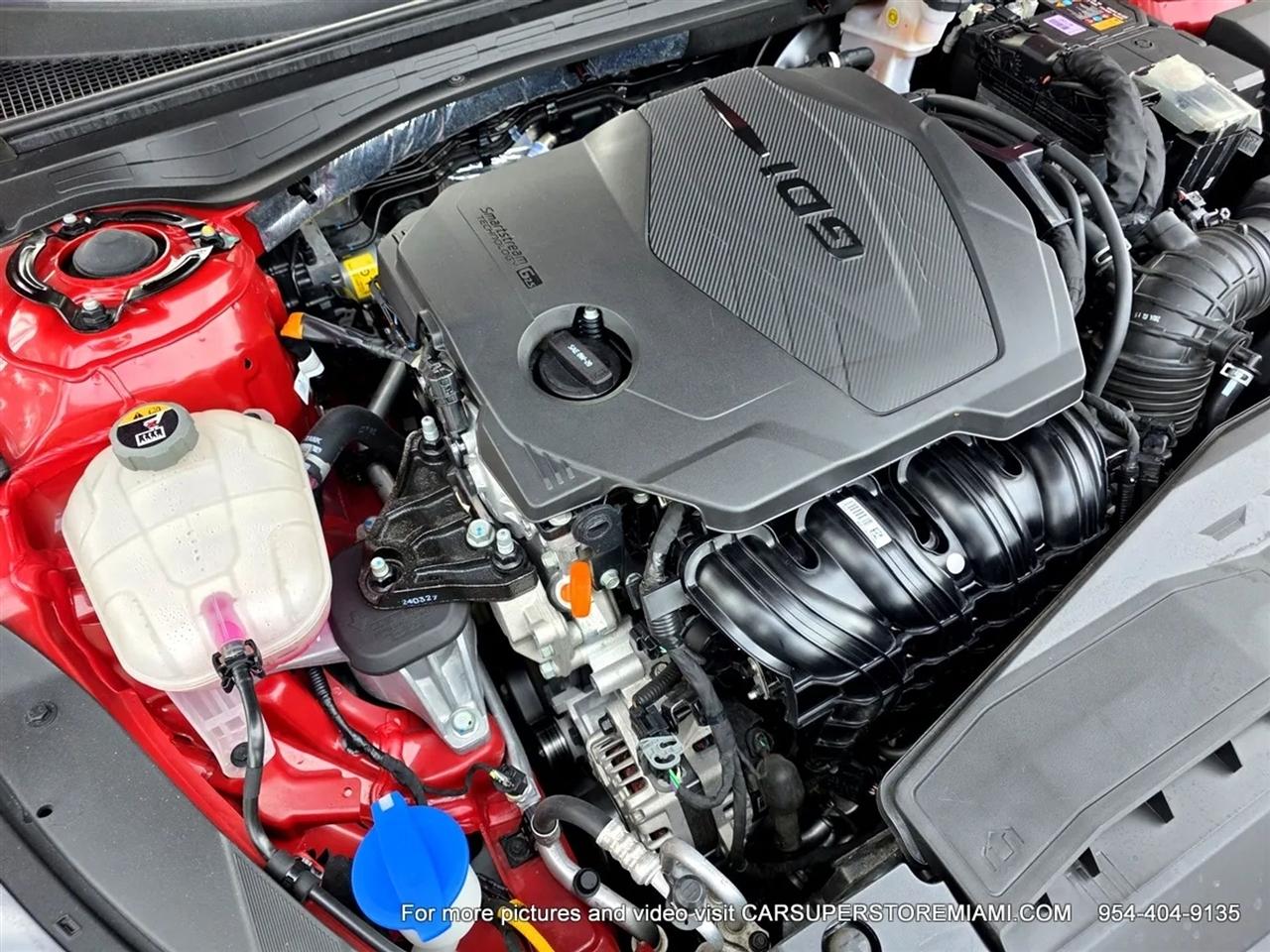 Kia K5  2025