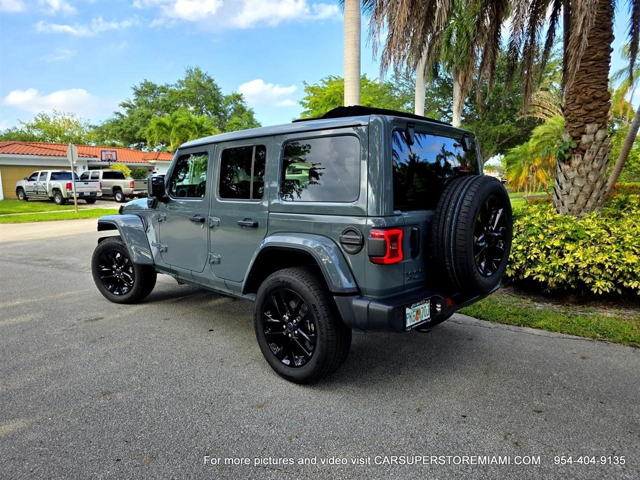 Jeep Wrangler 4xe  2025