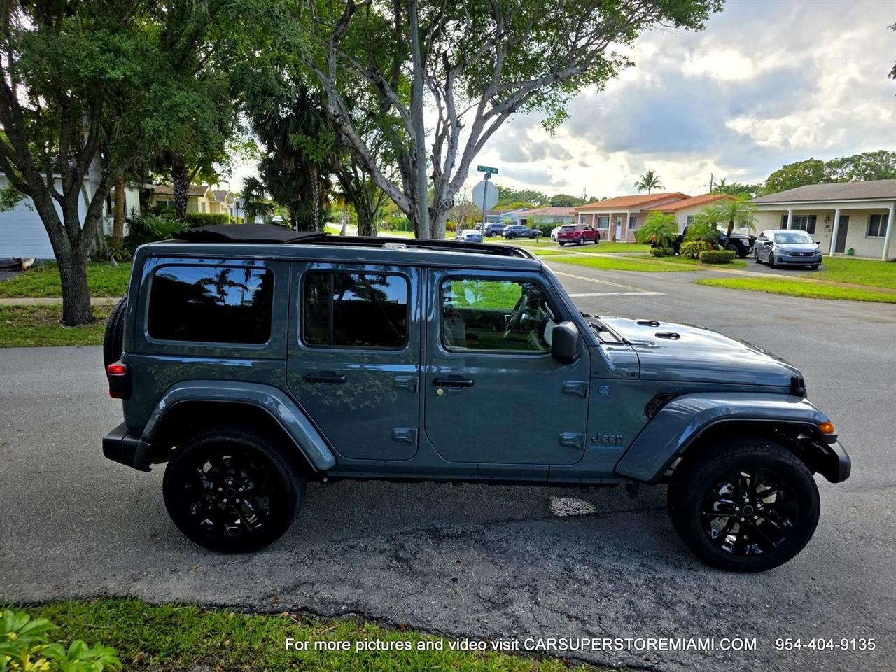 Jeep Wrangler 4xe  2025