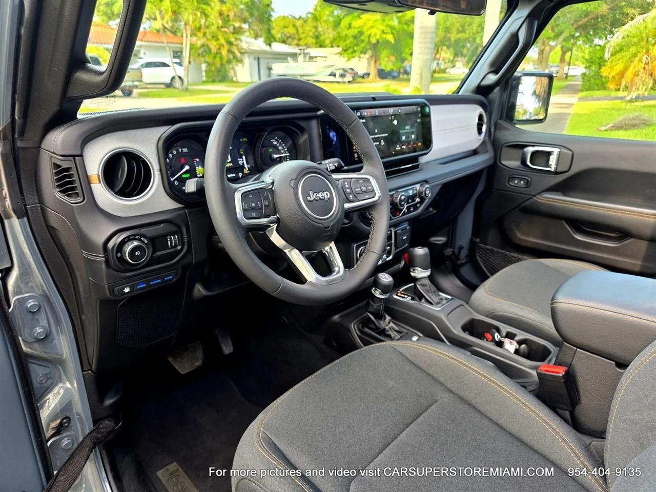 Jeep Wrangler 4xe  2025