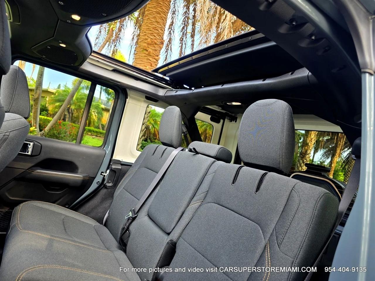 Jeep Wrangler 4xe  2025