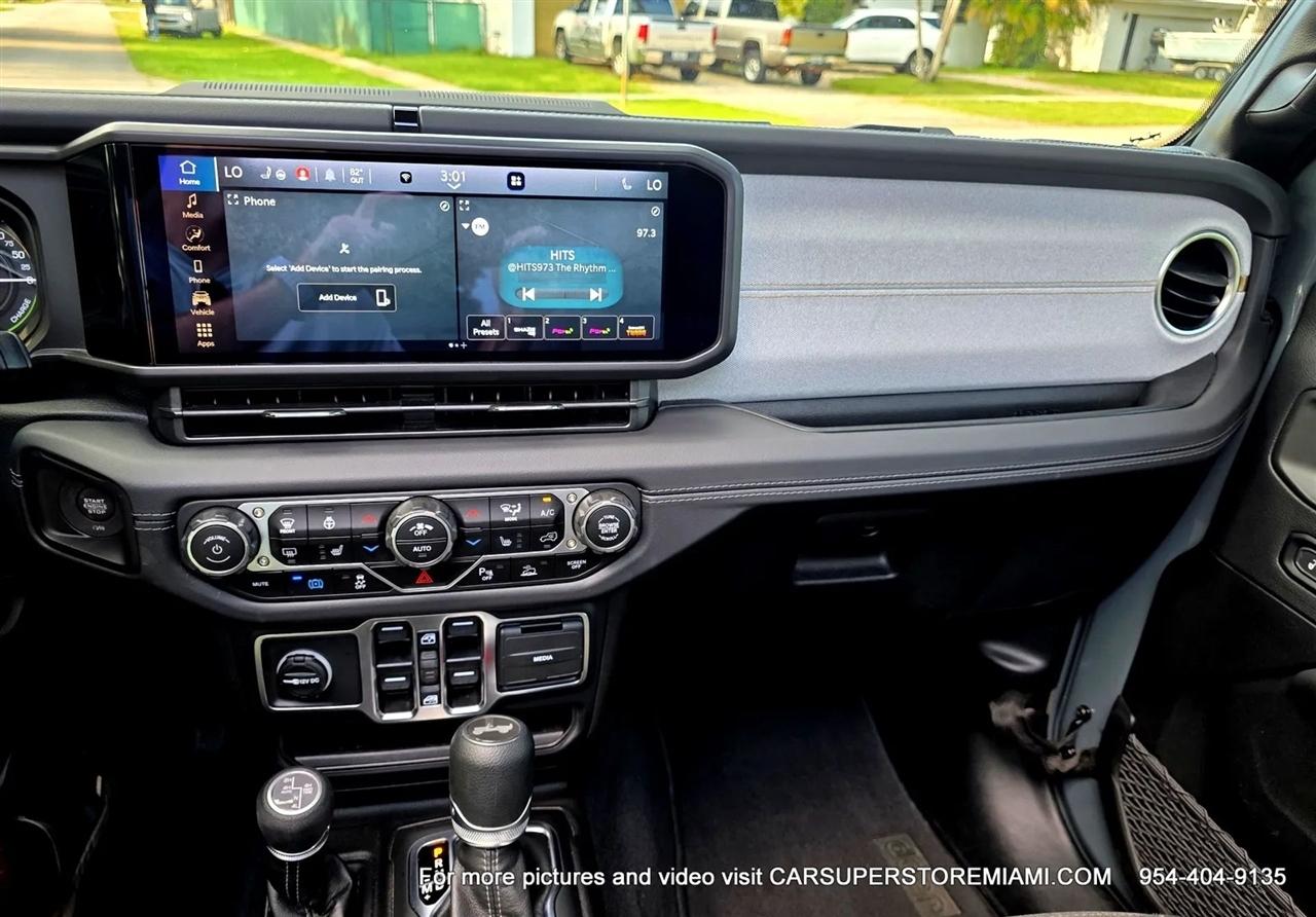 Jeep Wrangler 4xe  2025