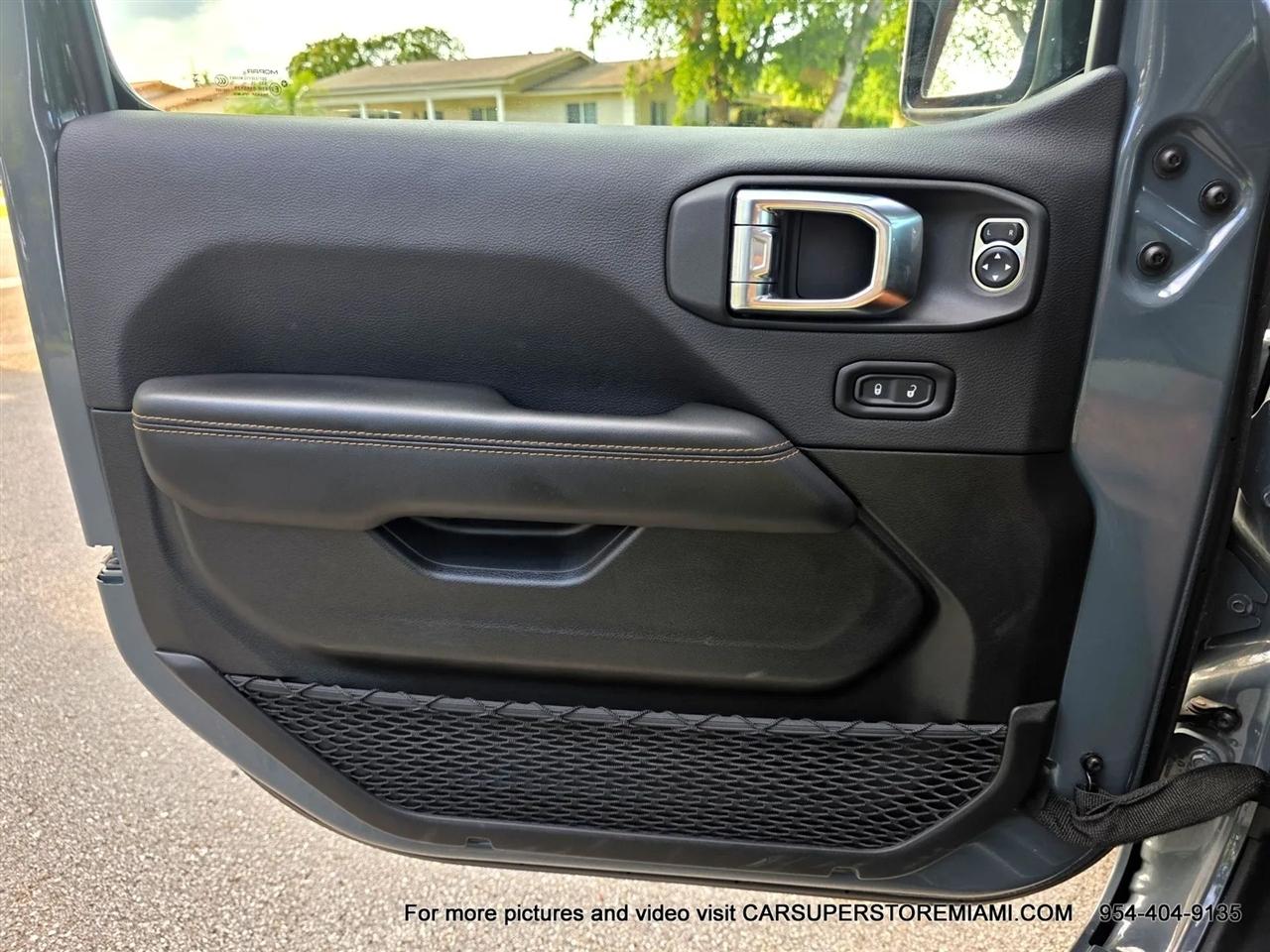 Jeep Wrangler 4xe  2025