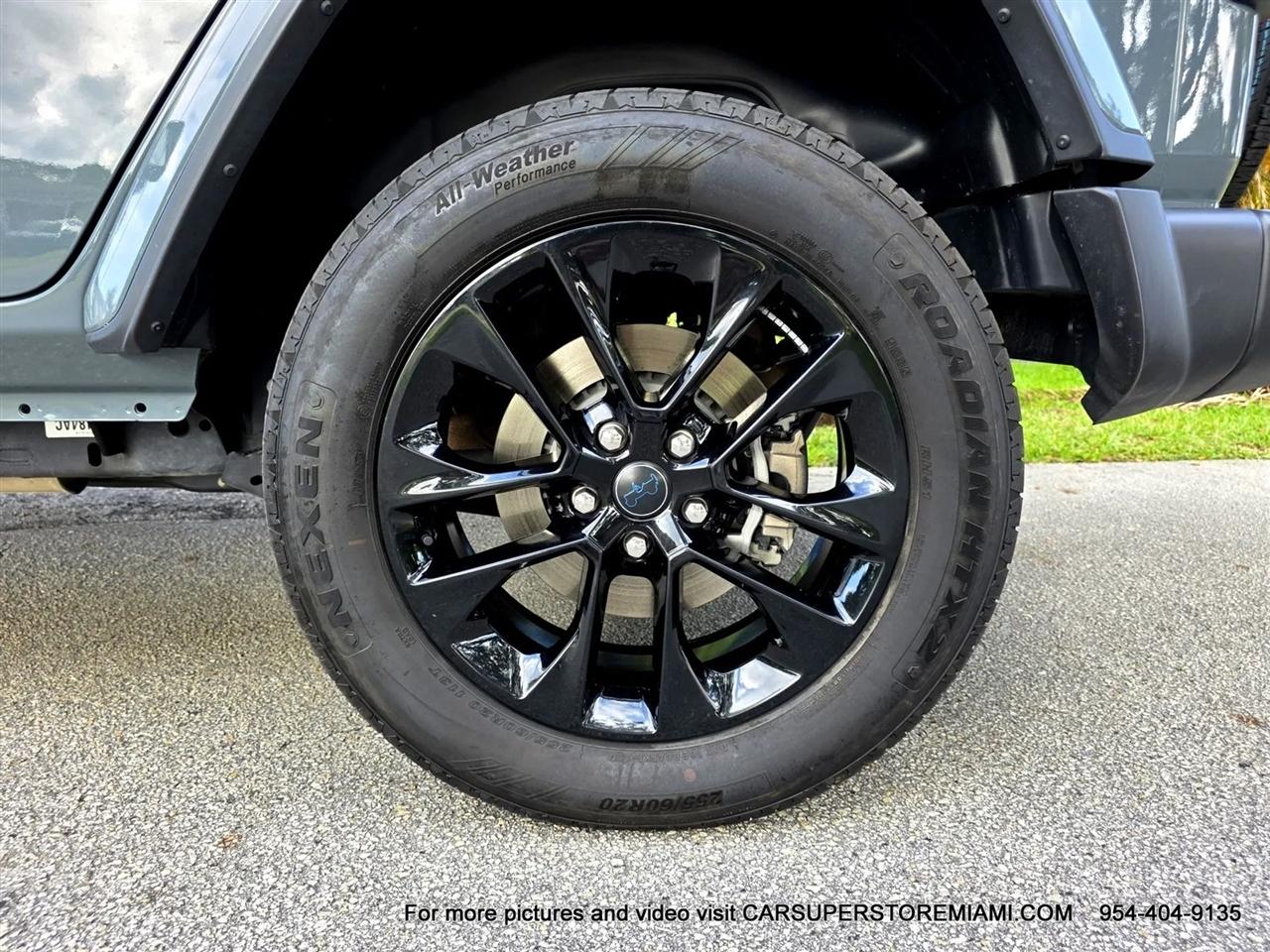 Jeep Wrangler 4xe  2025