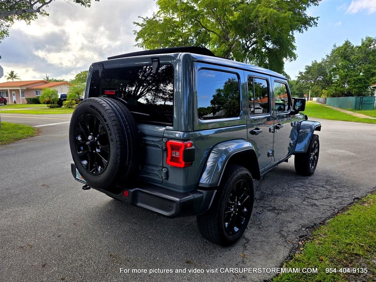 Jeep Wrangler 4xe  2025