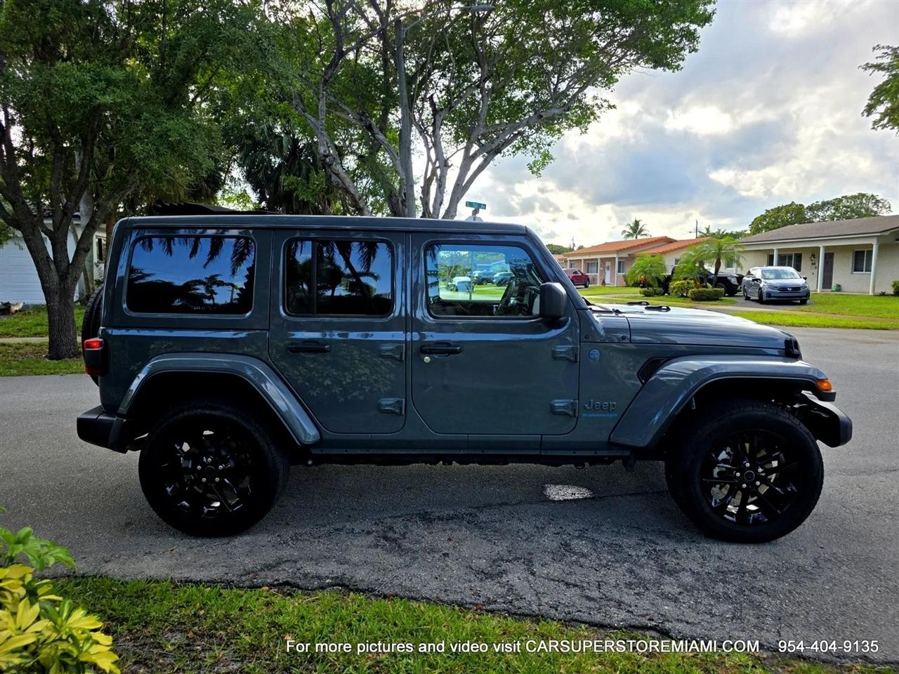 Jeep Wrangler 4xe  2025