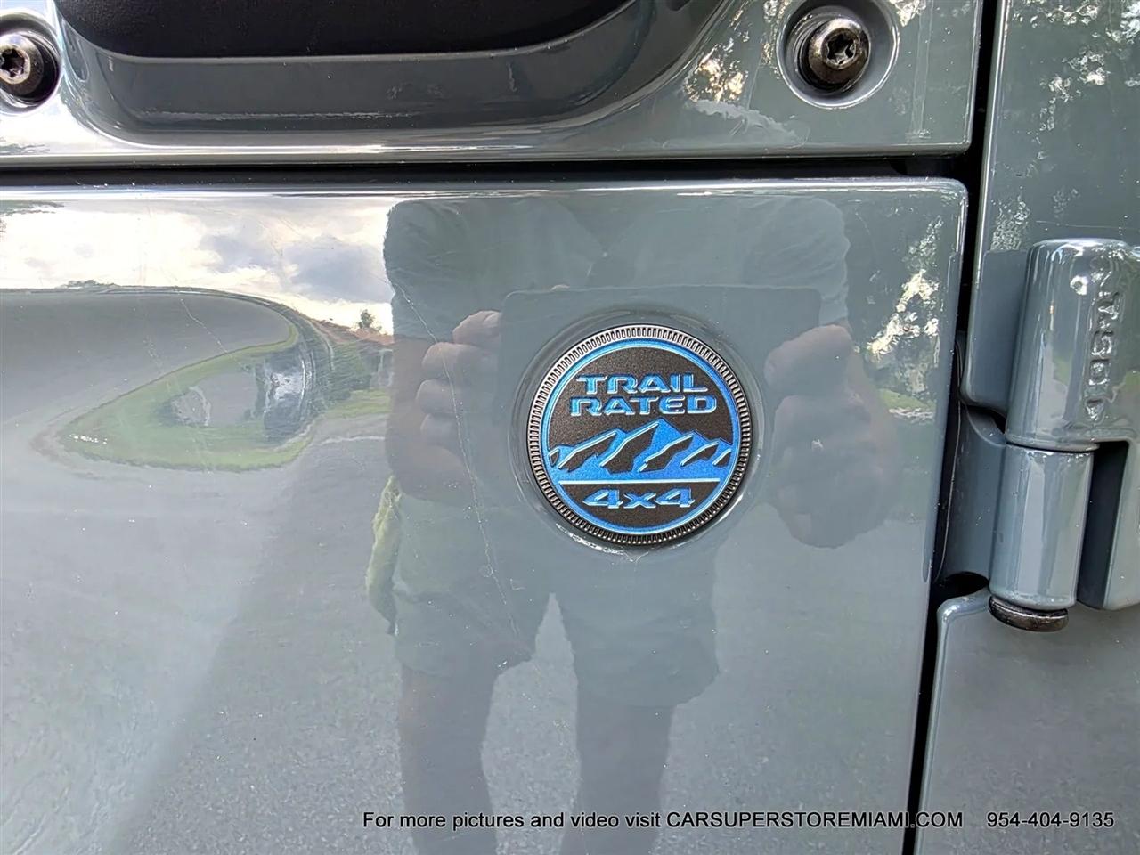 Jeep Wrangler 4xe  2025