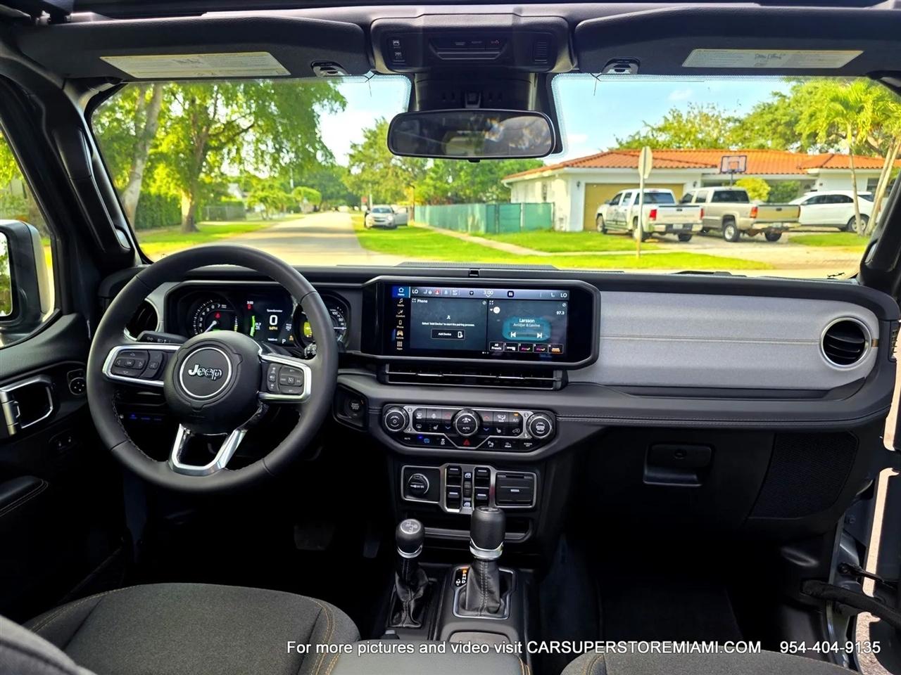 Jeep Wrangler 4xe  2025