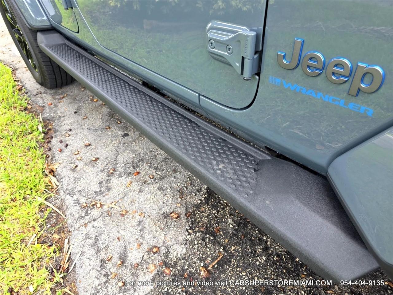 Jeep Wrangler 4xe  2025