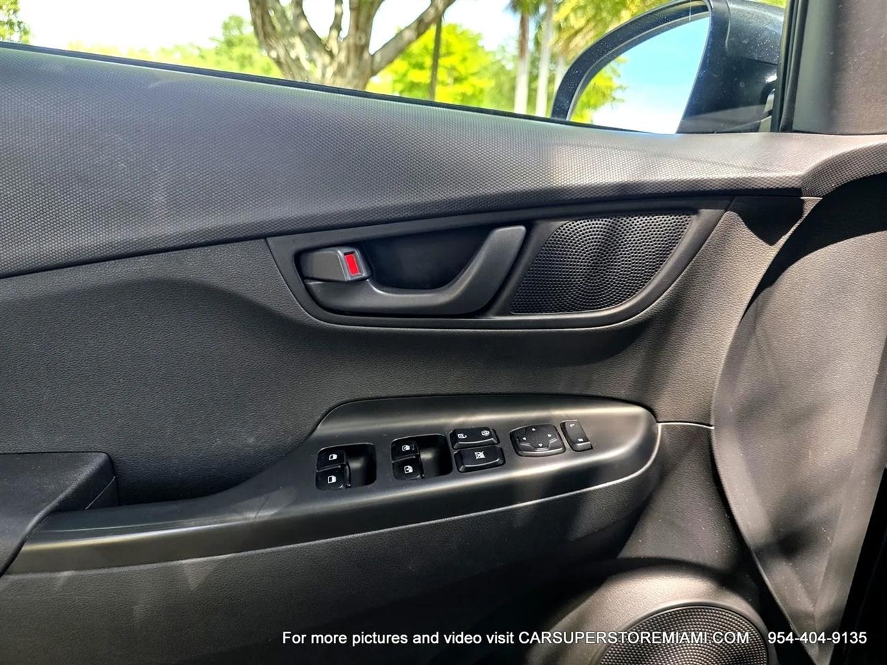 Hyundai Kona  2020
