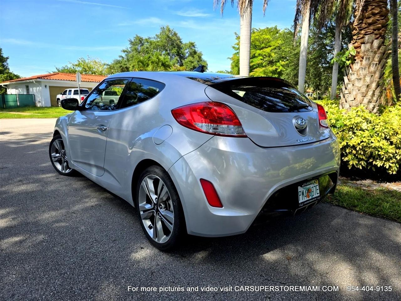Hyundai Veloster  2017