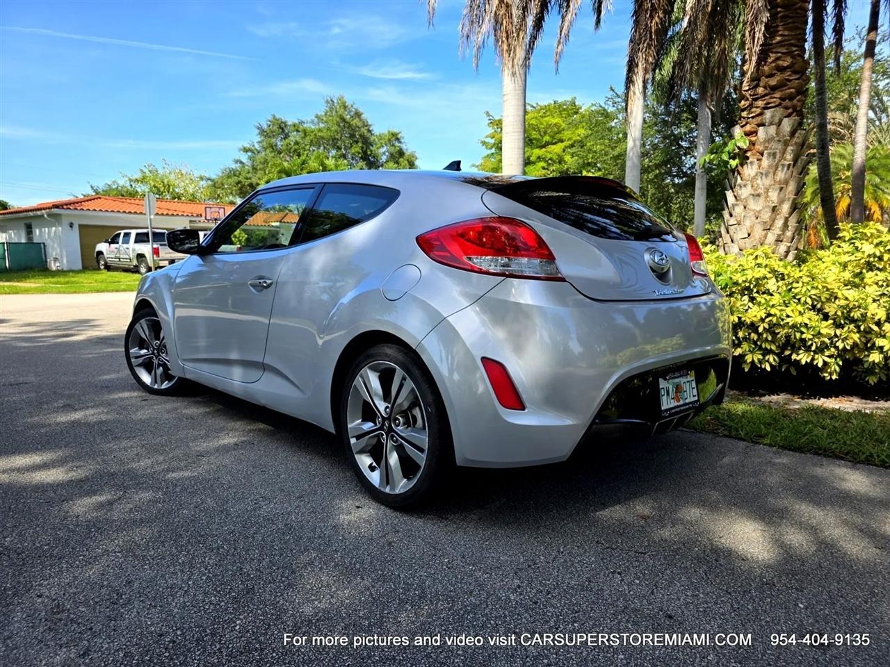 Hyundai Veloster  2017