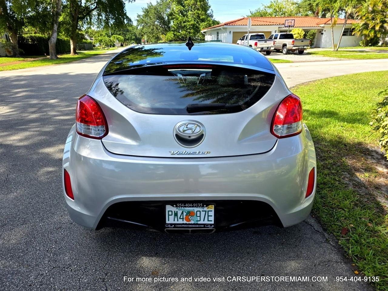 Hyundai Veloster  2017