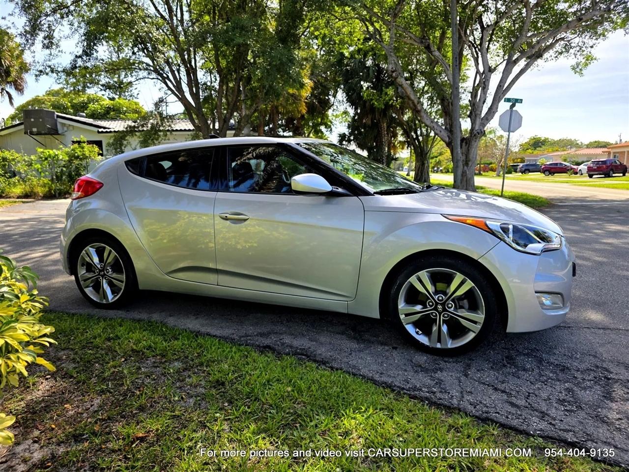Hyundai Veloster  2017