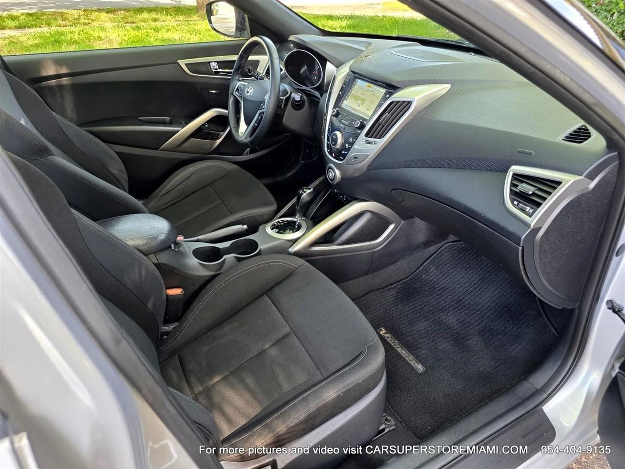 Hyundai Veloster  2017