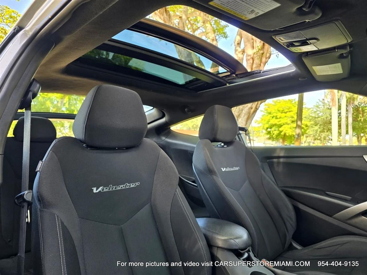 Hyundai Veloster  2017