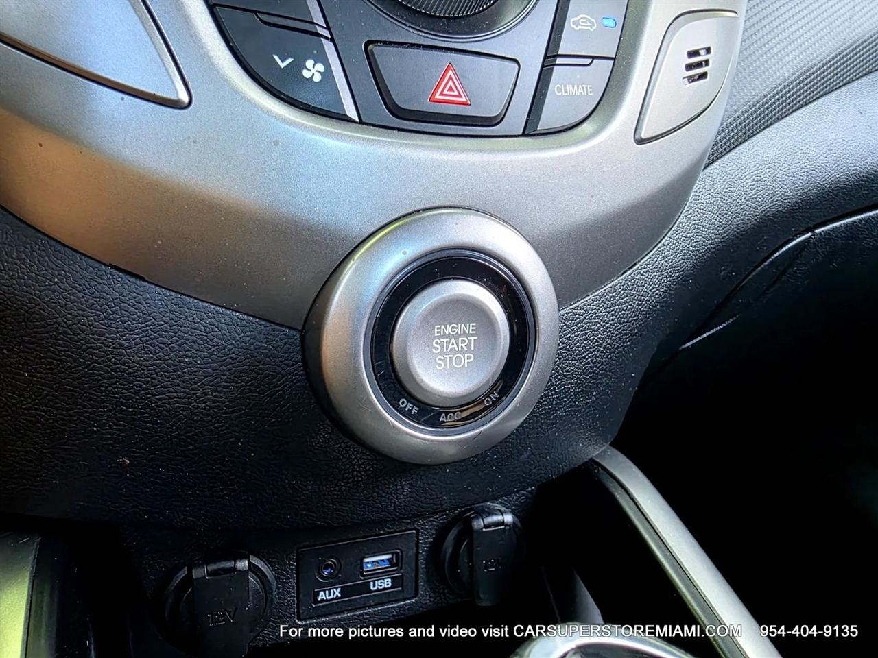 Hyundai Veloster  2017
