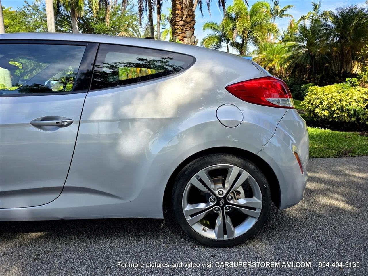 Hyundai Veloster  2017