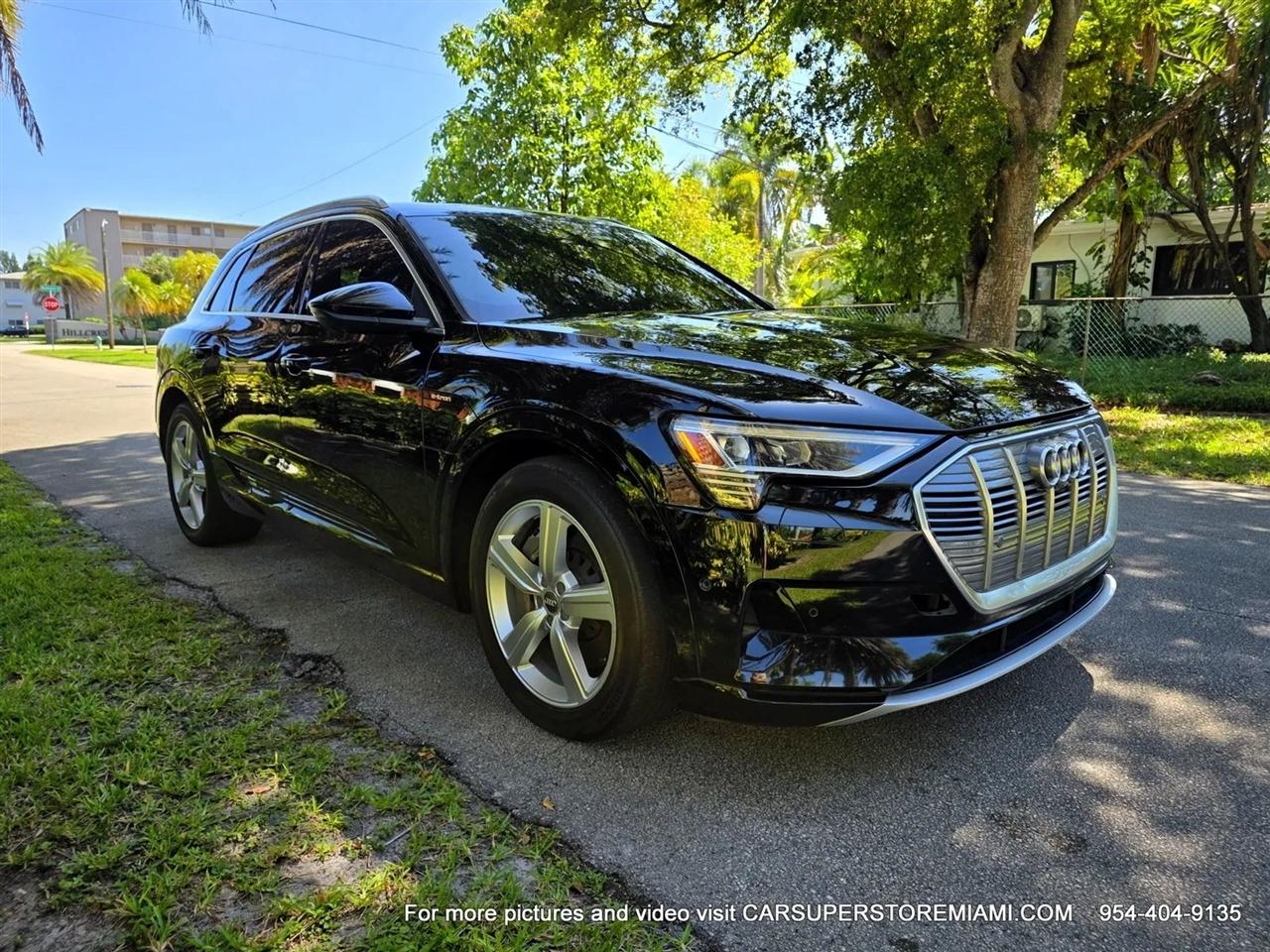 Audi E-Tron  2019