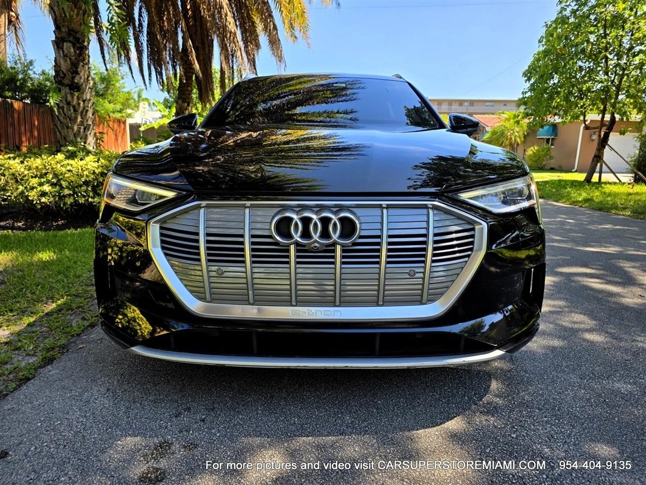 Audi E-Tron  2019