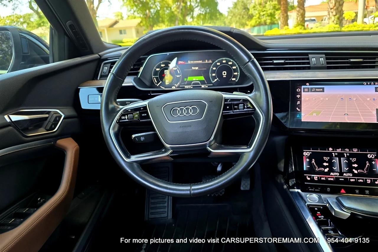 Audi E-Tron  2019