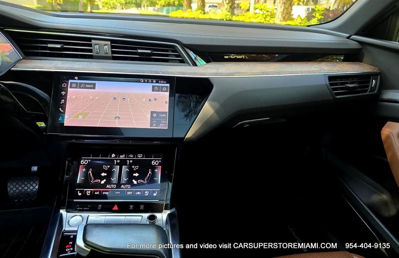 Audi E-Tron  2019