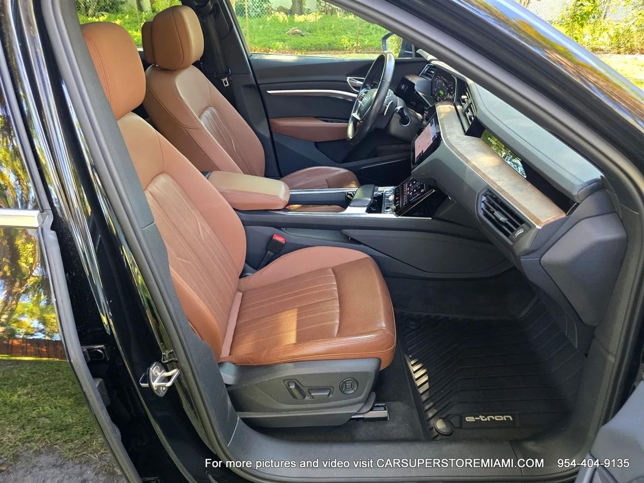 Audi E-Tron  2019