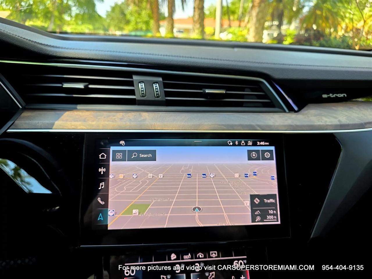 Audi E-Tron  2019