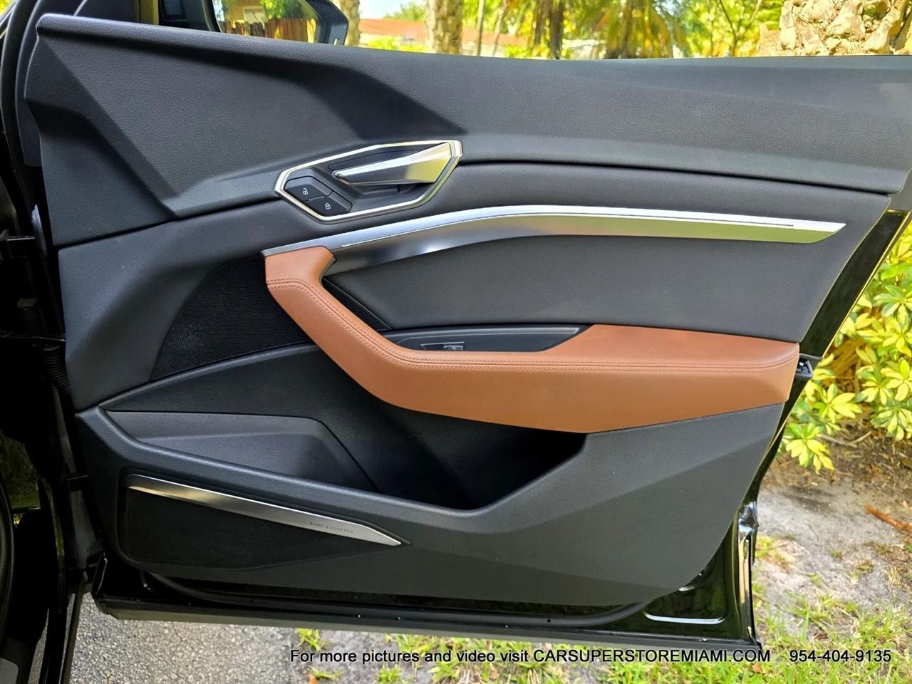 Audi E-Tron  2019