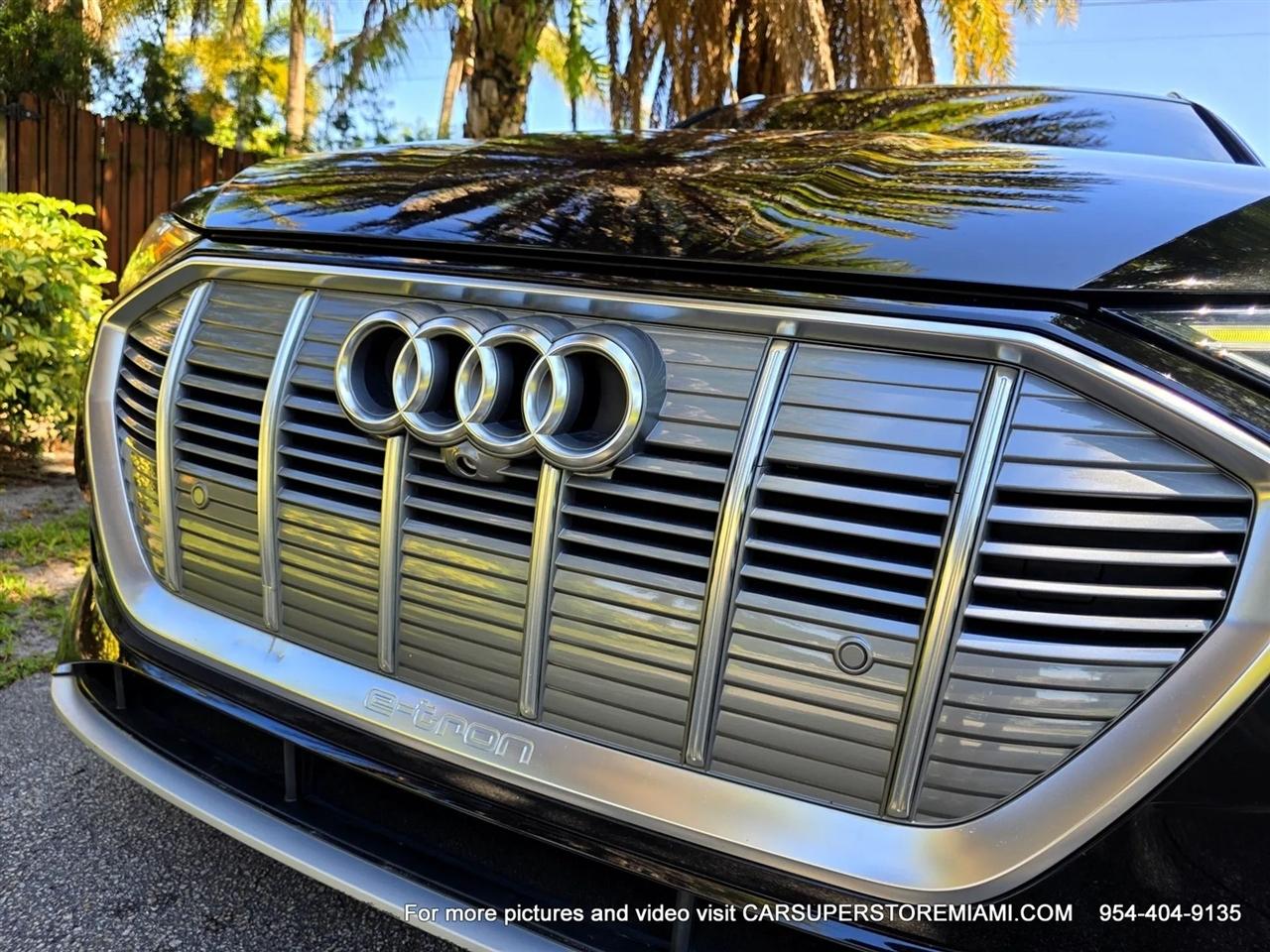 Audi E-Tron  2019