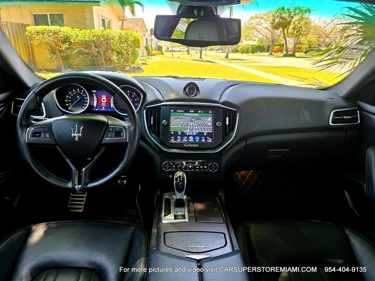 Maserati Ghibli  2014