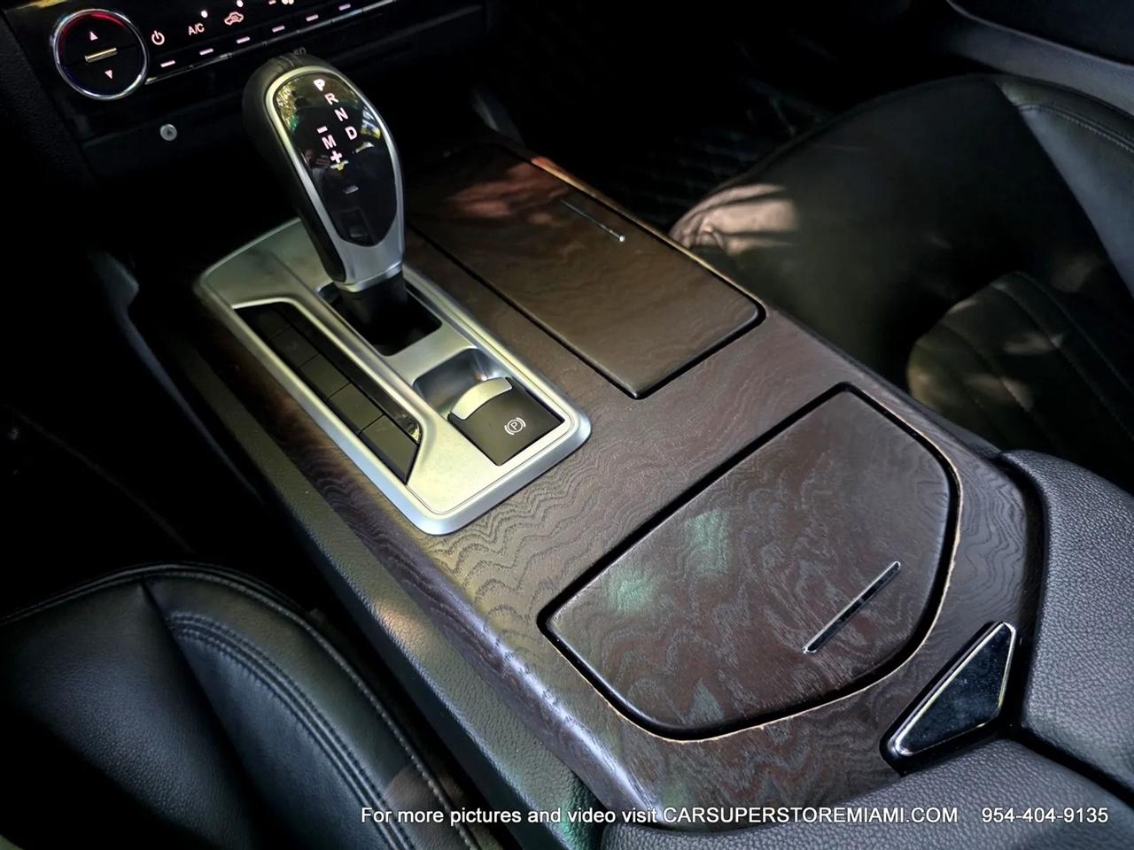Maserati Ghibli  2014
